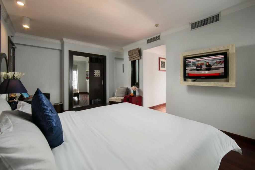 Church Boutique Hang Trong Hotel 4*